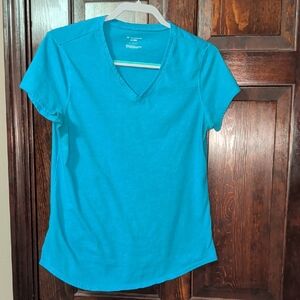Tek Gear Women's Teal V-Neck Tee